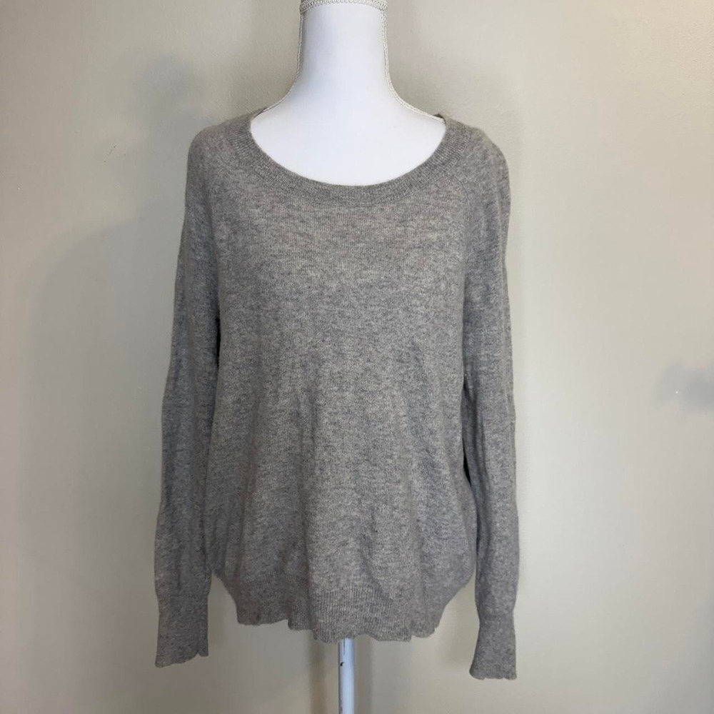 Apt.9 100% Cashmere Grey Crewneck Sweater Womens M Quiet Luxury Preppy